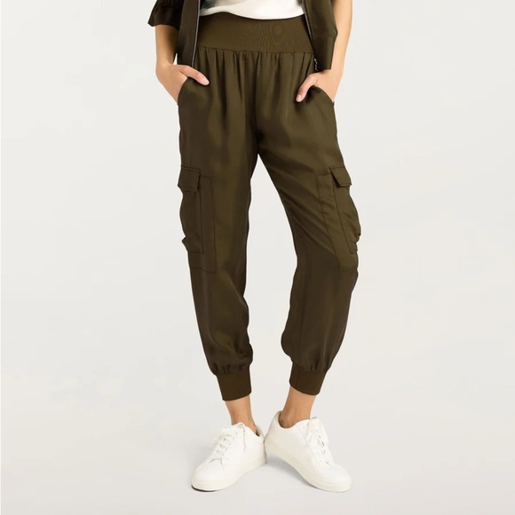 CINQ A SEPT Dark Green Jogger Cargo Pocket Elastic Waist Pant Silk Like size S - Picture 1 of 14